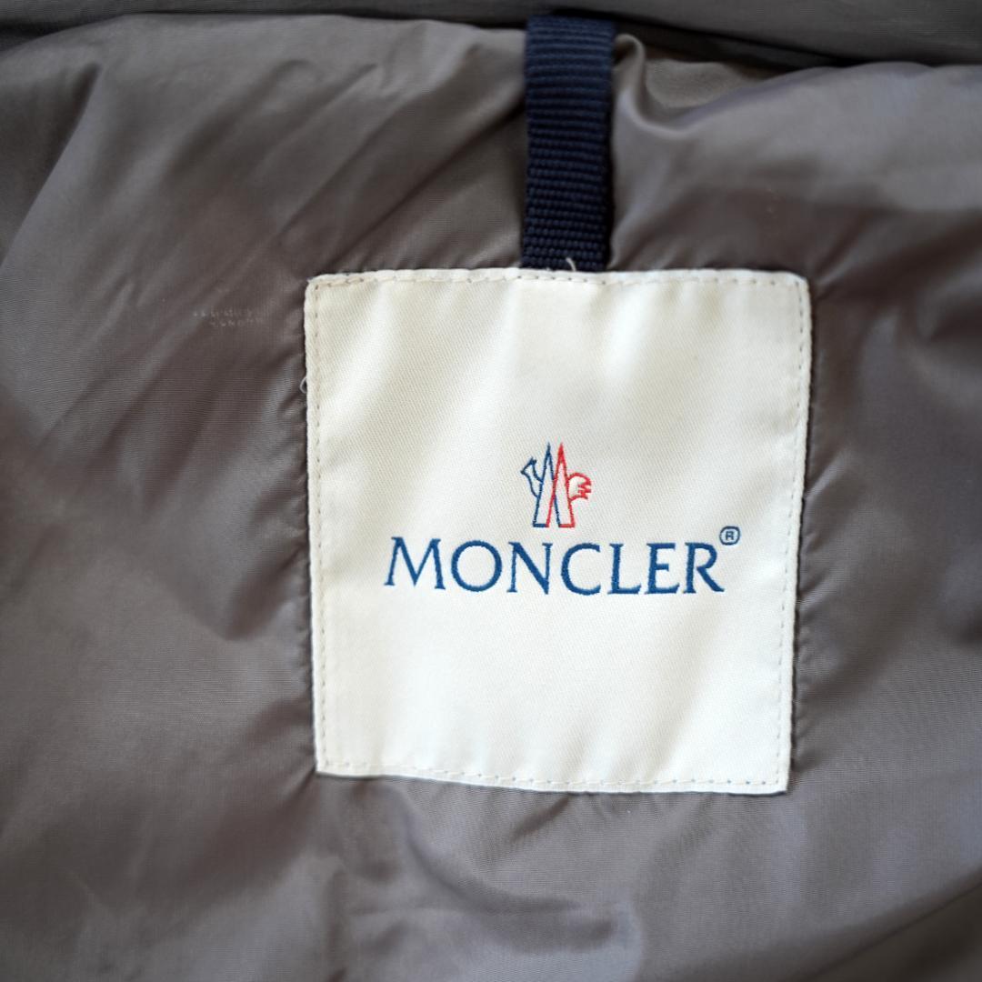 【美品】MONCLER　モンクレール　ファー付ダウンコート　グレー　Mサイズ