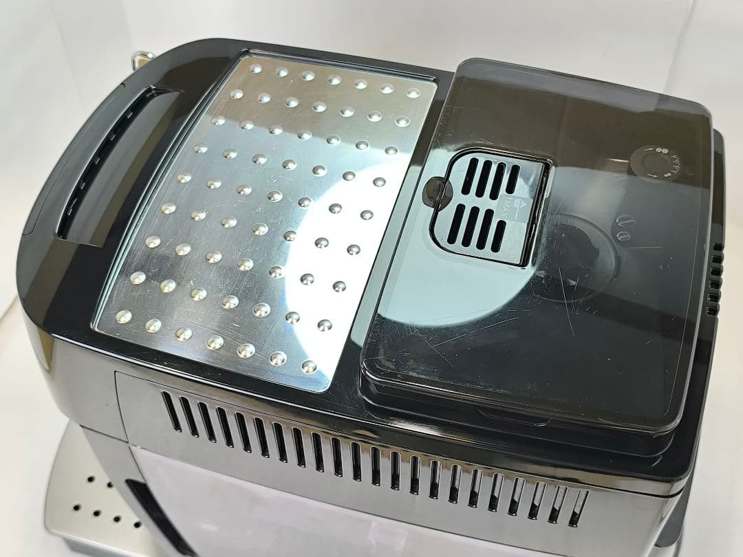 デロンギ　コンパクト全自動コーヒーマシンマグニフィカS ECAM22112B　8