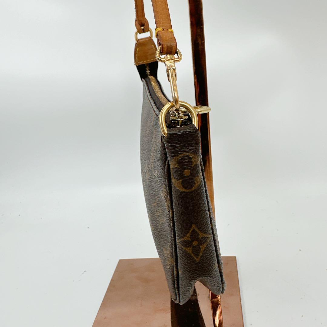 ルイヴィトン　モノグラム　アクセサリーポーチ　VI0040