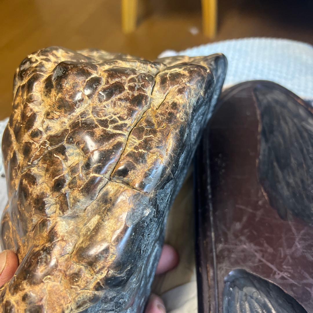 天然石の置物 木製台座付き