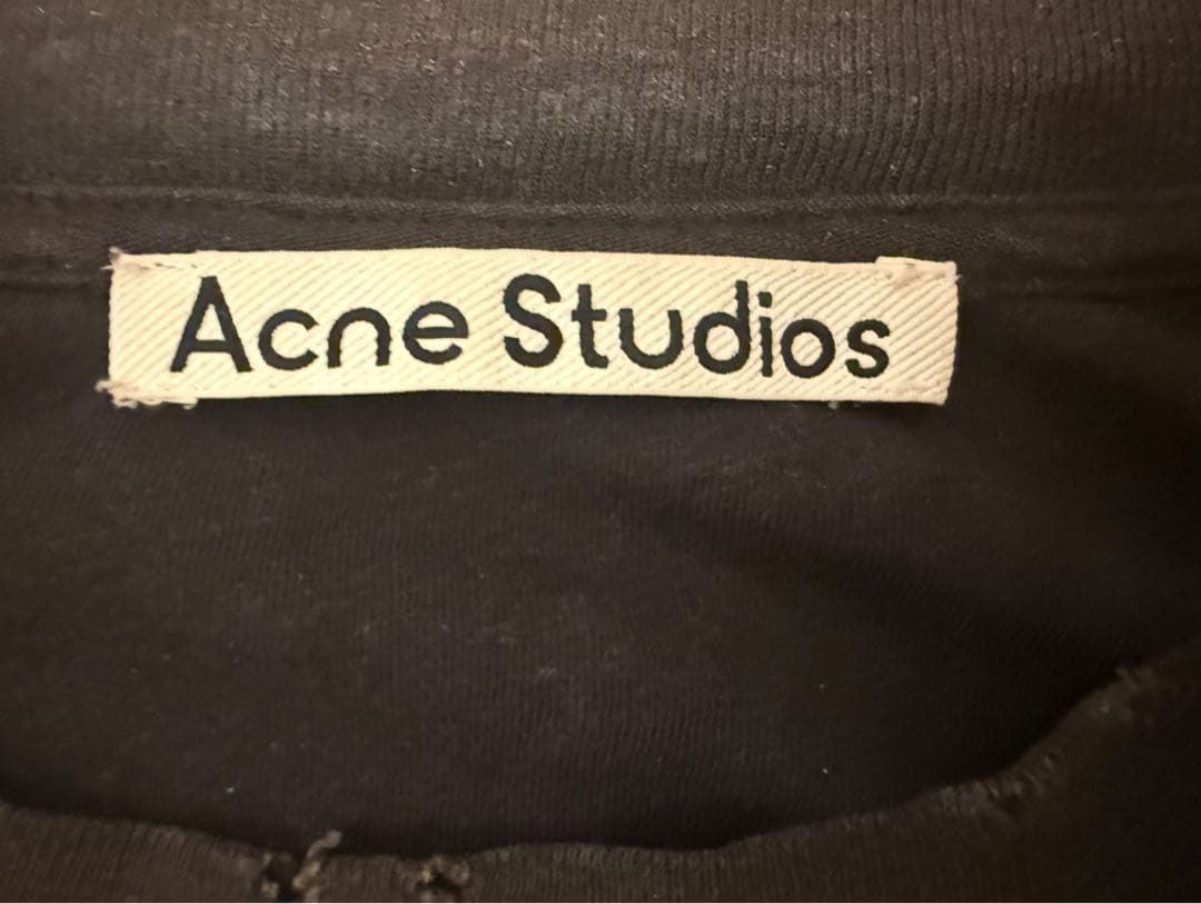 s*様 acne studios ロンT Sサイズ