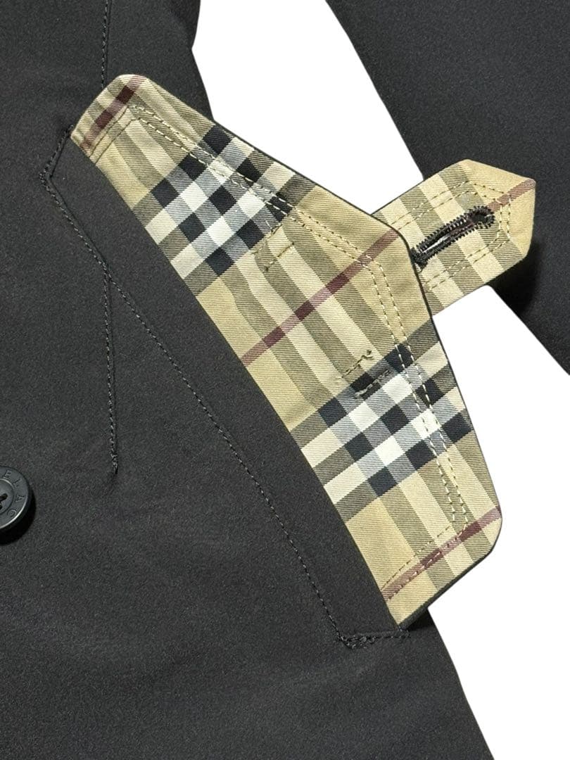 未使用級　バーバリーブラックレーベル　トレンチコート　黒　Lサイズ