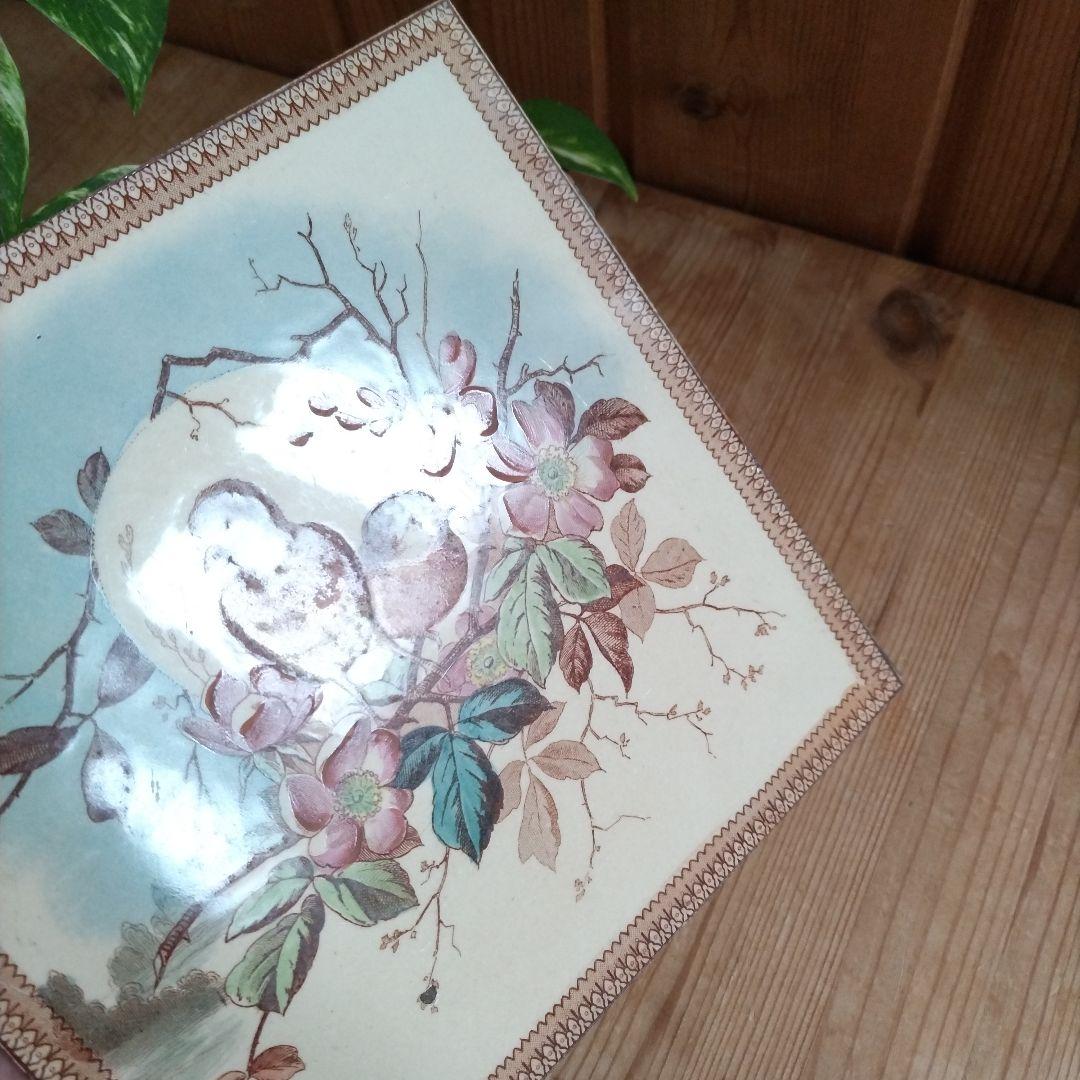 フランスアンティーク　タイル　クレイユエモントロー　小鳥　トリペット