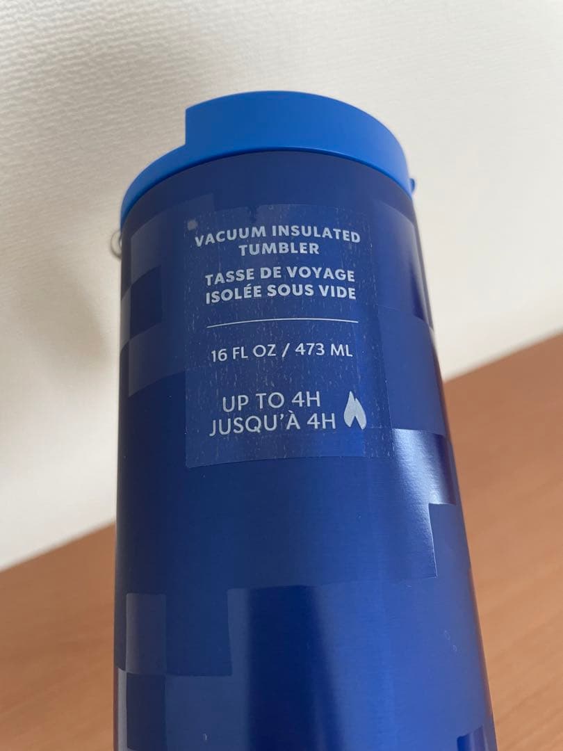 新品　アメリカ 限定　スターバックス タンブラー 水筒　チャーム付き