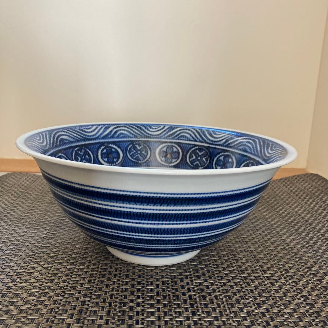 期間限定　値下げ！　松尾高雄　青白ストライプ模様の陶器(大鉢)