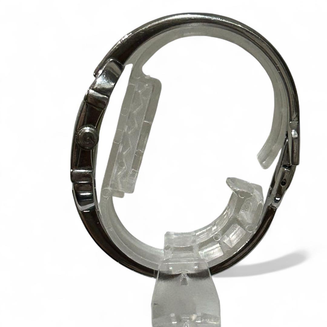 GUCCI グッチ 6800L レディース腕時計 バングル 可動品 箱・保証書付