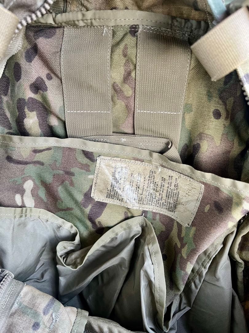 米軍放出品 MOLLE2 ラックサック ミディアム フィールドパック マルチカム