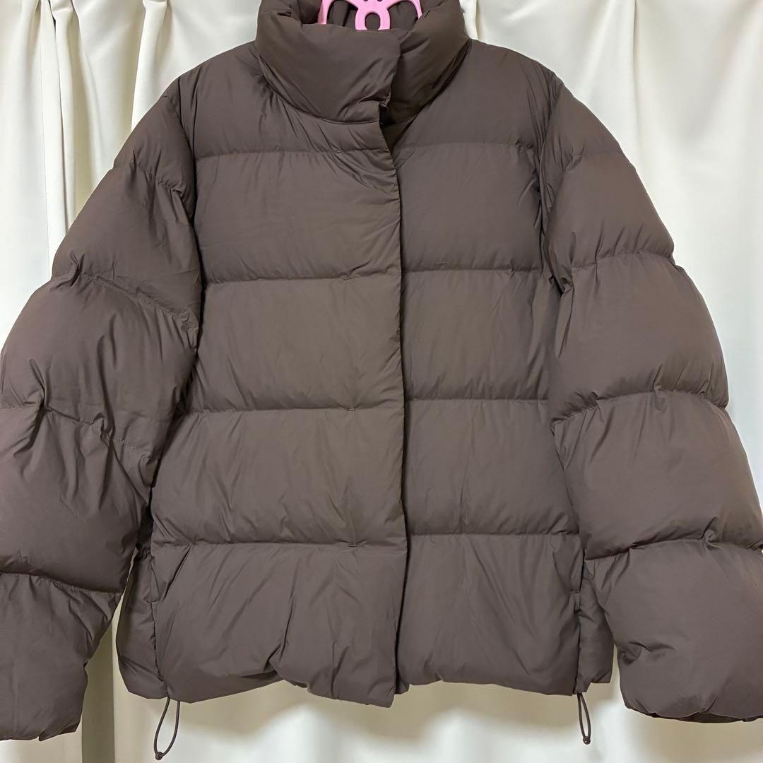 [美品]ユニクロ パウダーソフトダウンジャケット M ブラウン