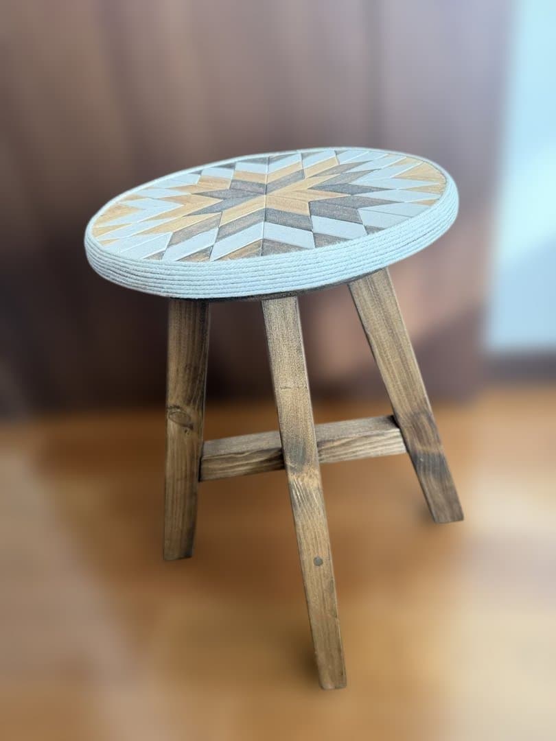 一点もの｜オルテガ柄 木製スツール(丸型)