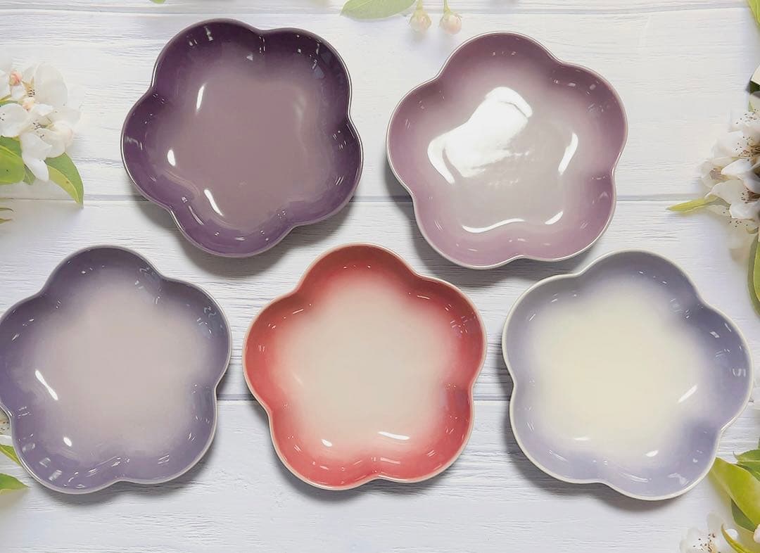 ♡ルクルーゼ　フラワーディッシュ 5枚　プレート カトレア　パープル　ピンク
