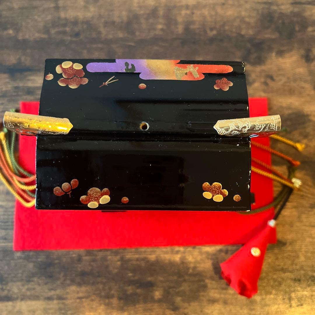 雛人形　お道具　御所車　御駕籠　伝統工芸品　通産大臣賞　秀叡作　本金梅　和　飾り