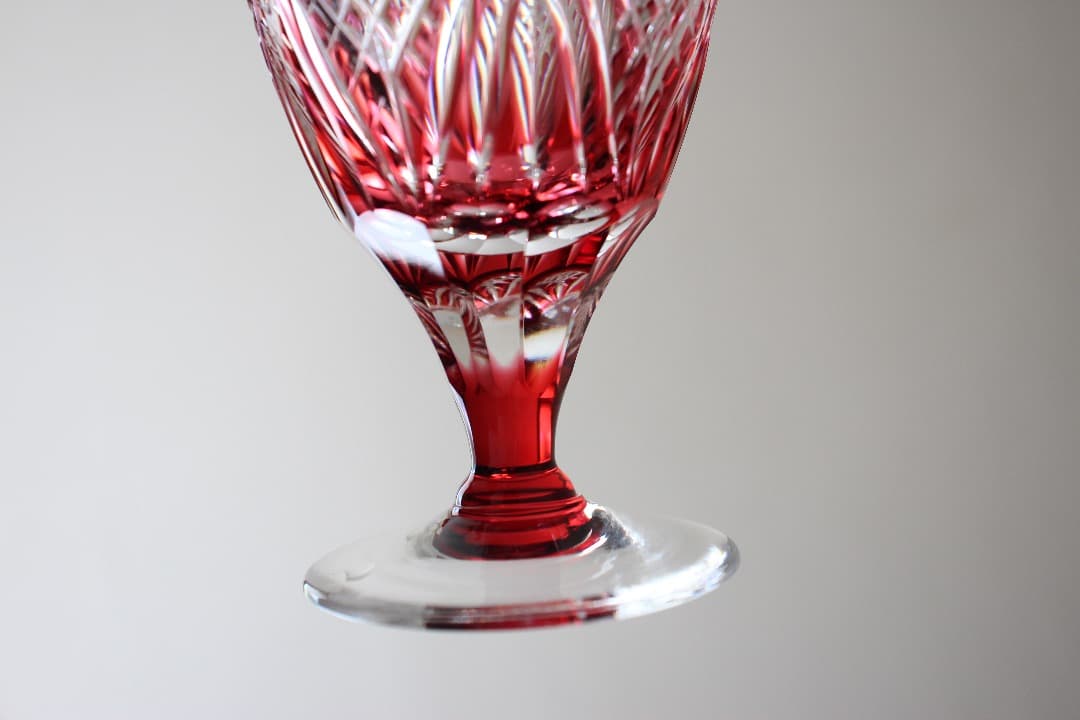 カガミクリスタル　ペア　ビアグラス　赤・青　江戸切子　笹っ葉に魚子紋