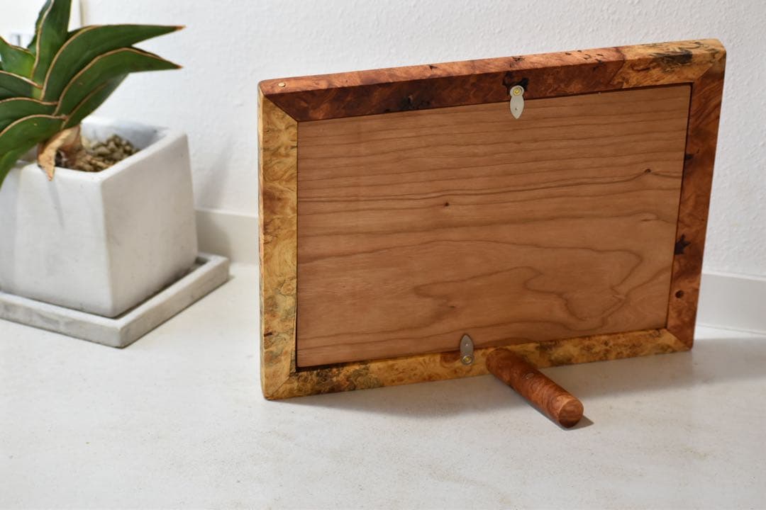 No.491花梨トリコロールとのブラックチェリーの裏板の額縁