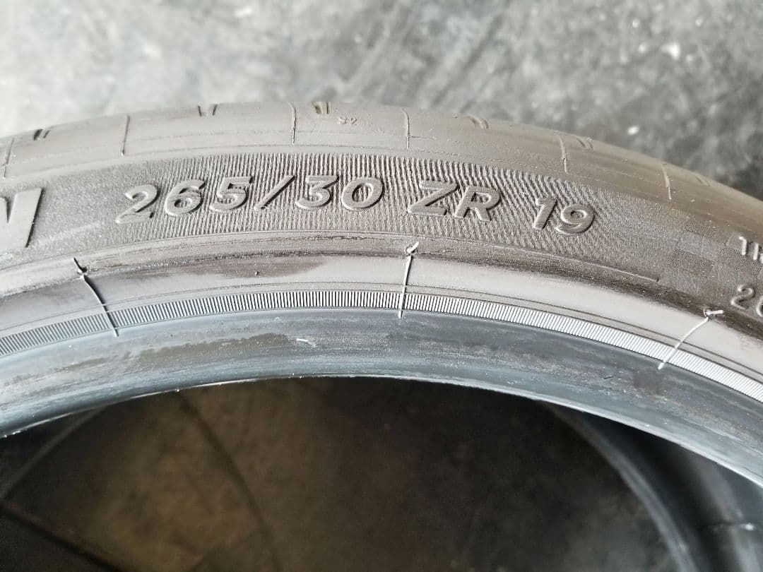 265/30ZR19 ミシュラン PILOT SPORT 4s 22年製造