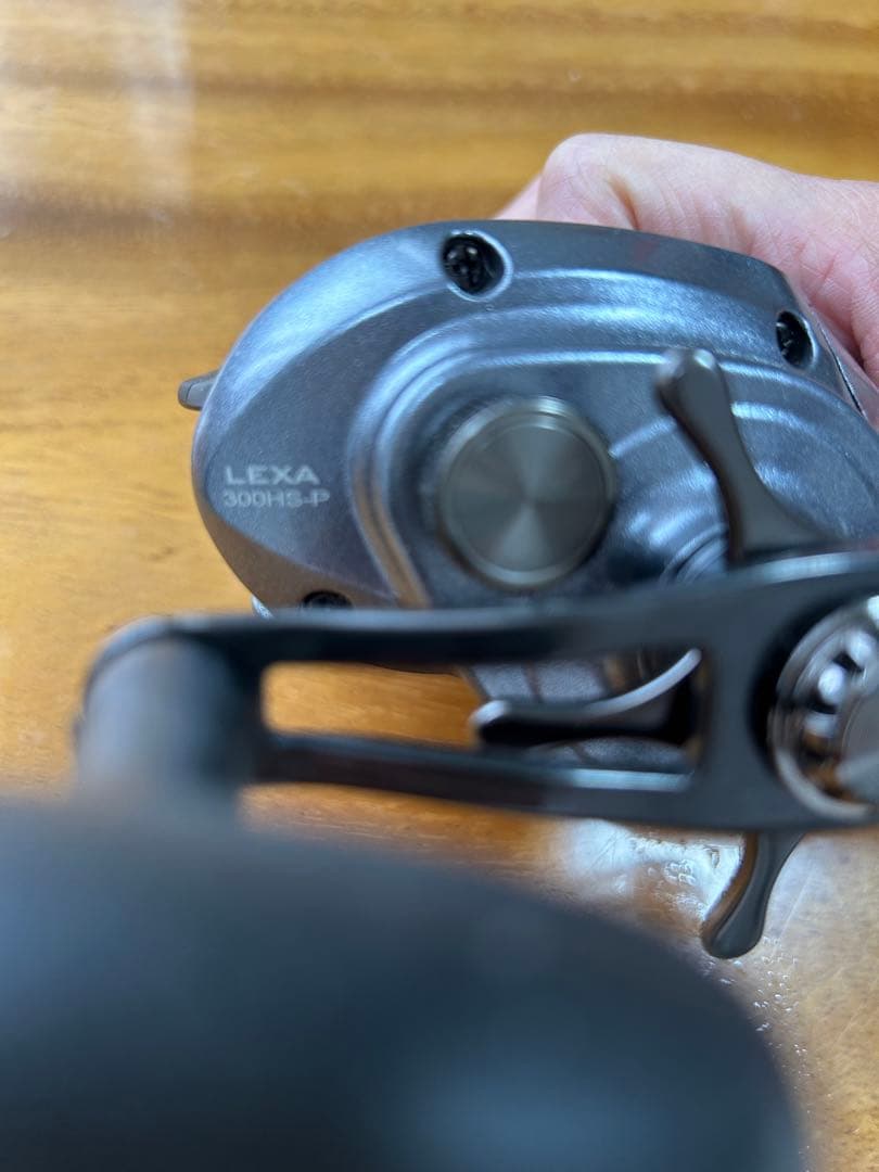 Daiwaベイトリール USA LEXA300HS-P パワーハンドル 右