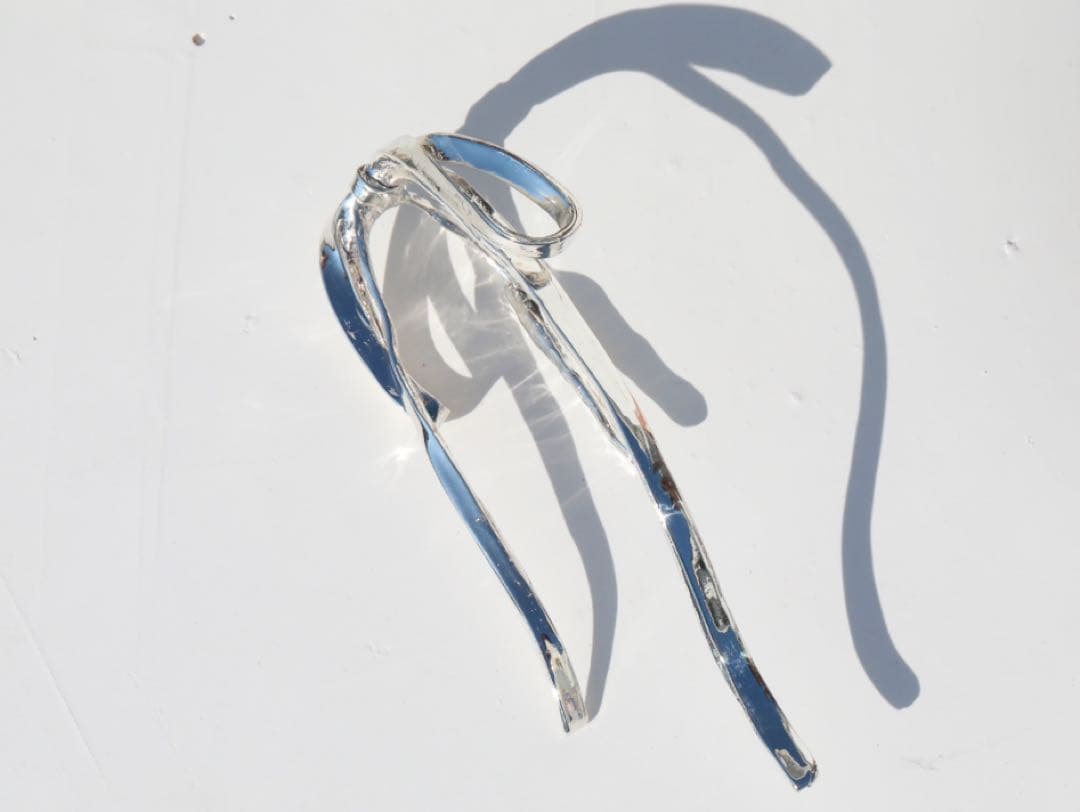 マリポサ メス ヘアピアス