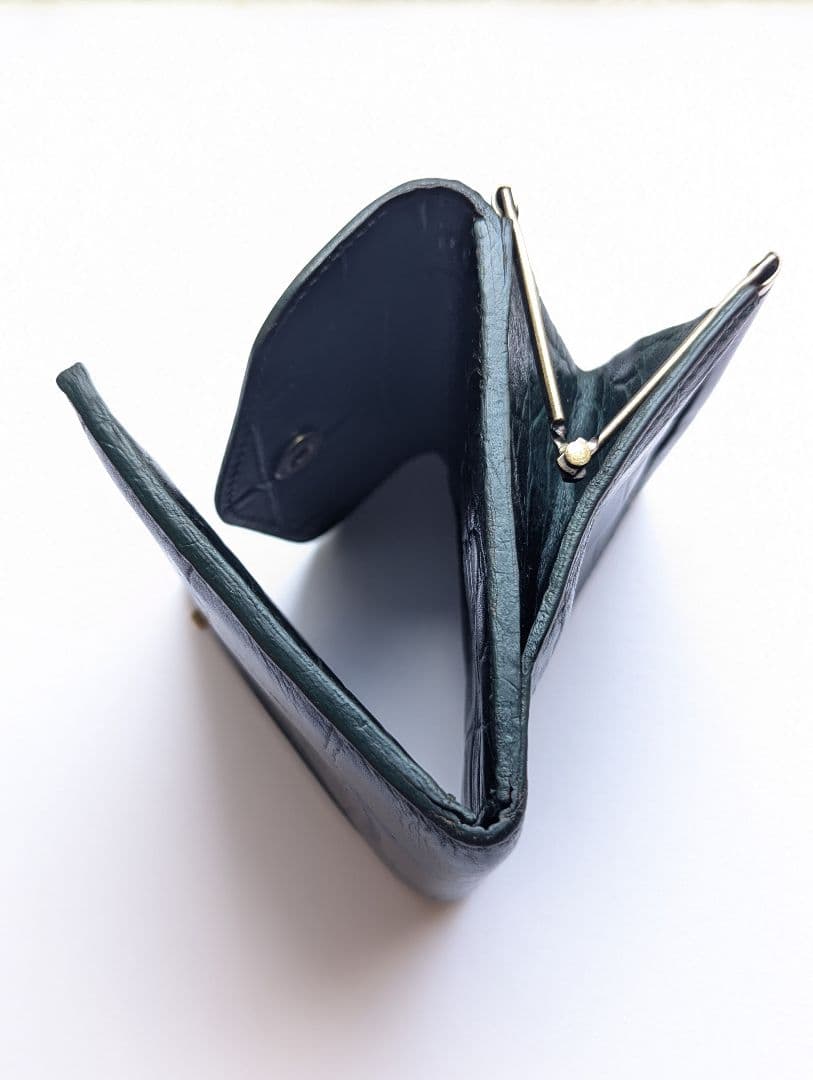 イルビゾンテ 2つ折り財布 がま口 ダークグリーン クロコ型押し 男女兼用