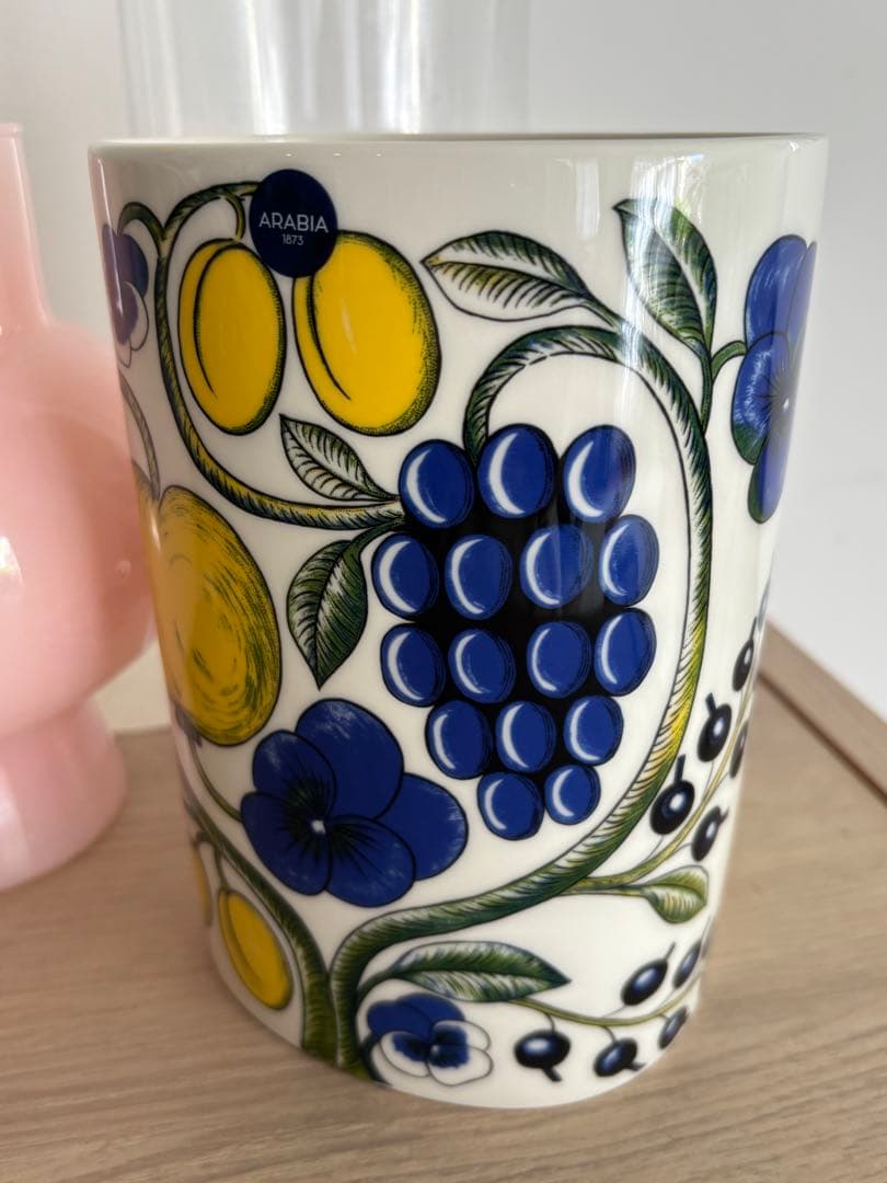 ARABIA フルーツモチーフ 花瓶