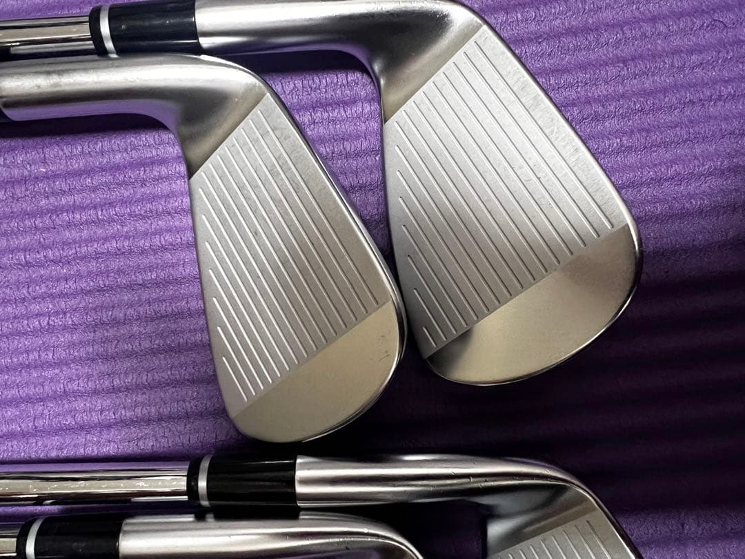 PRGR02 アイアンセット 4本（7〜P）