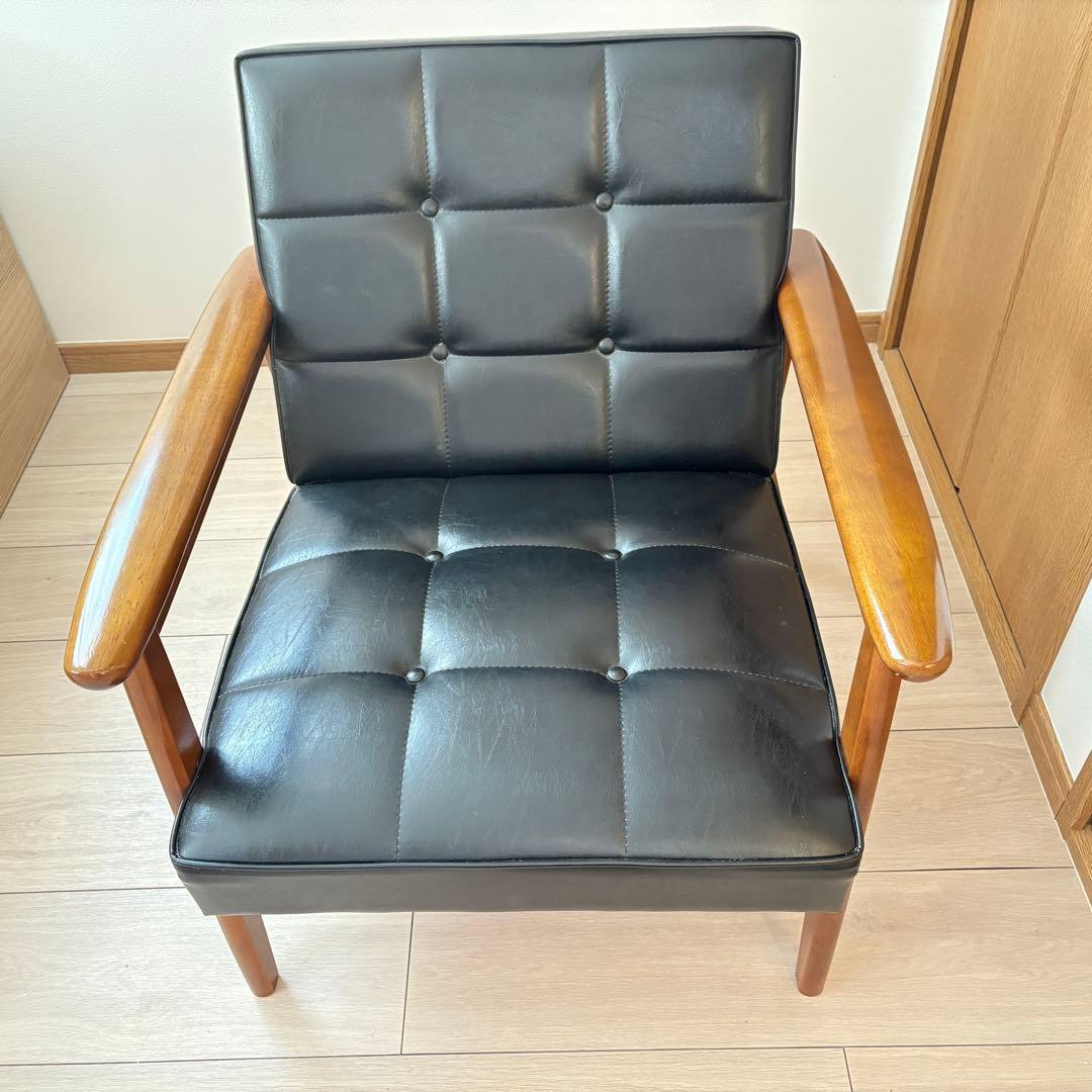 カリモク60 Kチェア　一人掛け　ソファ　スタンダードブラック