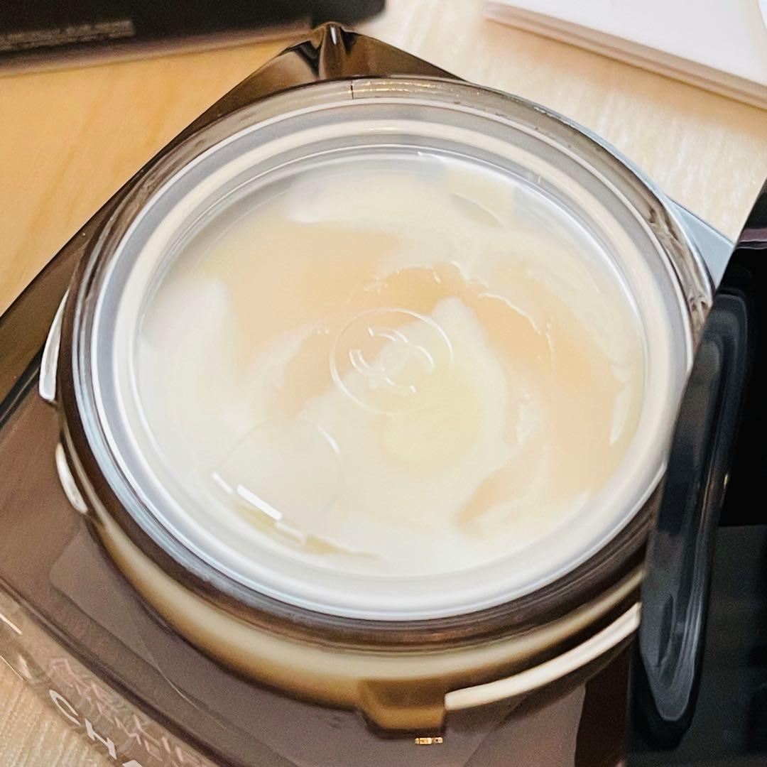 新品未使用 CHANEL LE LIFT CREME YEUX アイクリーム