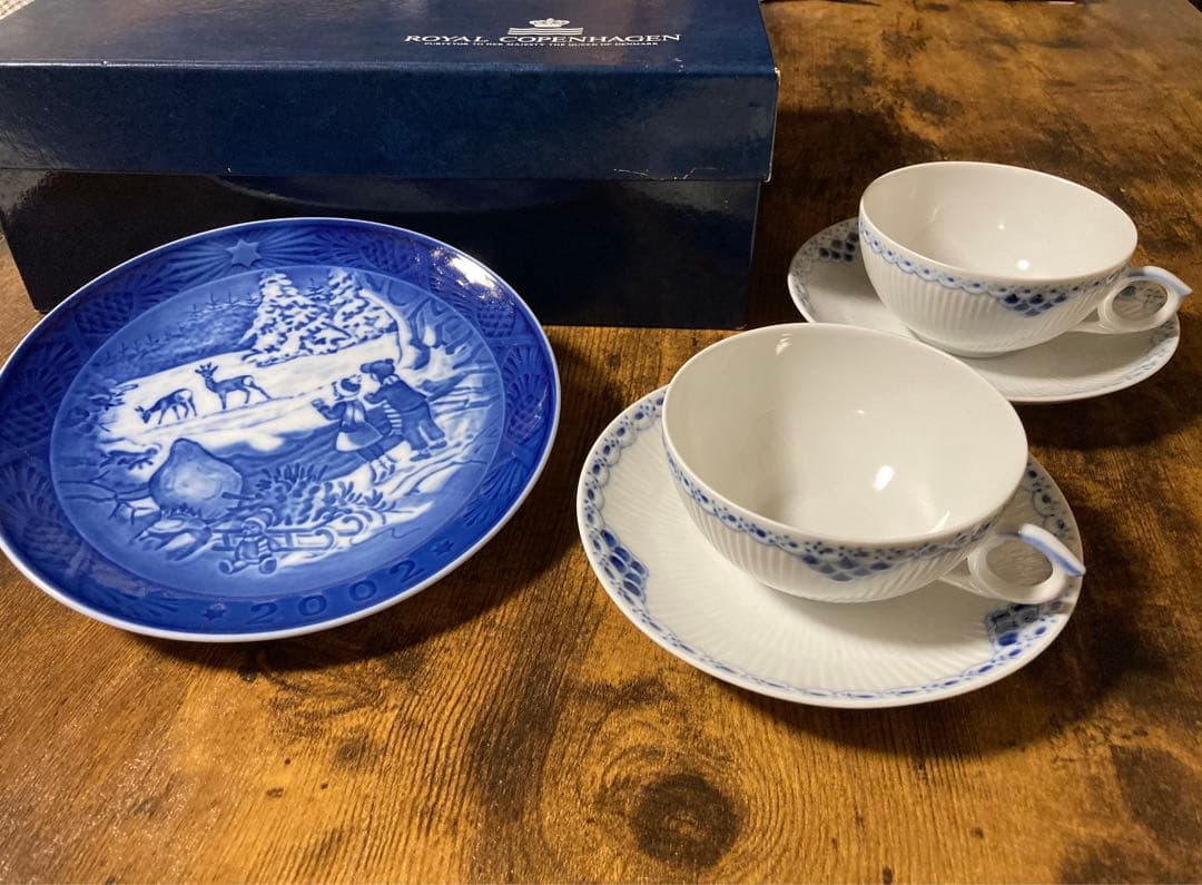   カップ ＆ソーサー ＆ イヤープレート