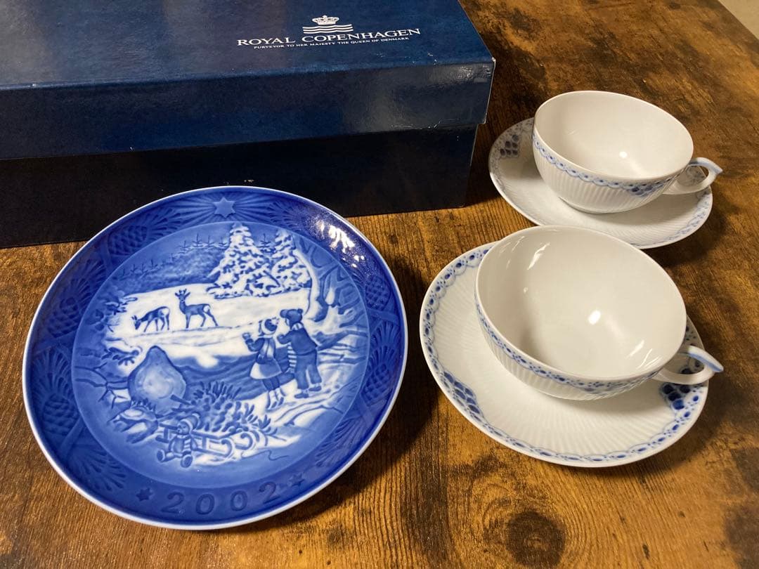   カップ ＆ソーサー ＆ イヤープレート