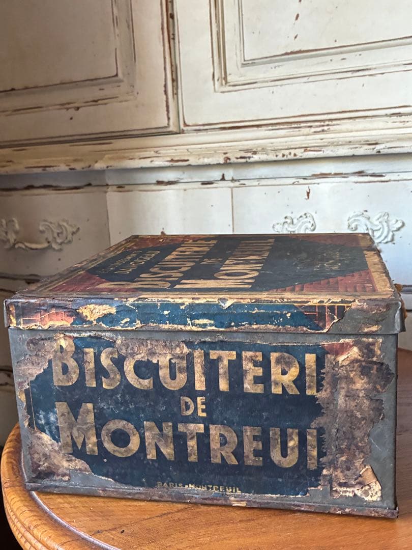 フランス　アンティーク　ビスケット缶　大きな　ティン缶　収納缶　特大　約90年前