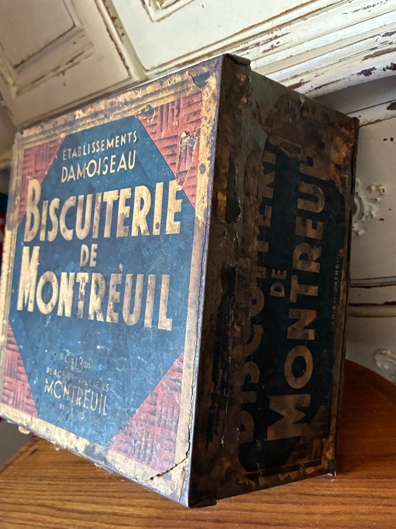フランス　アンティーク　ビスケット缶　大きな　ティン缶　収納缶　特大　約90年前