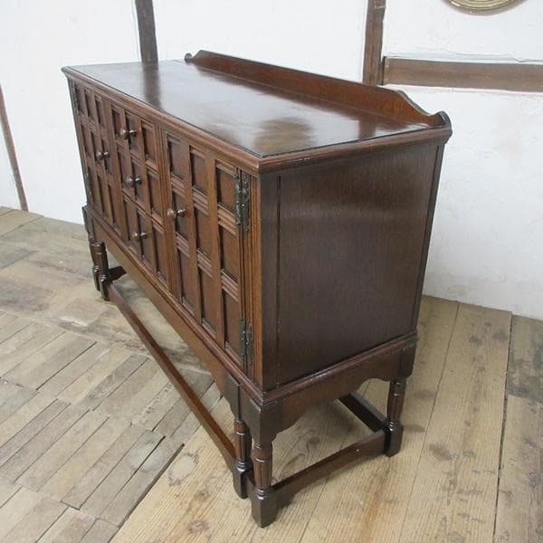 イギリス アンティーク 家具 サイドボード キャビネット 英国 6162e