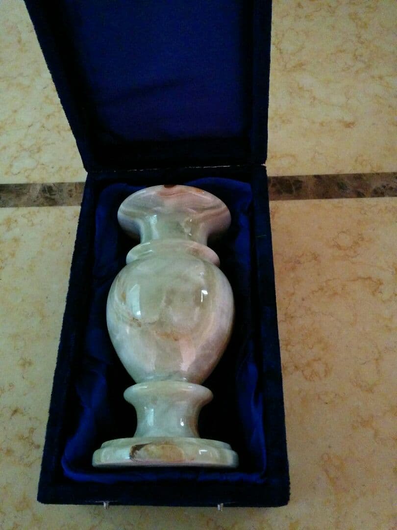 オニキス　花瓶