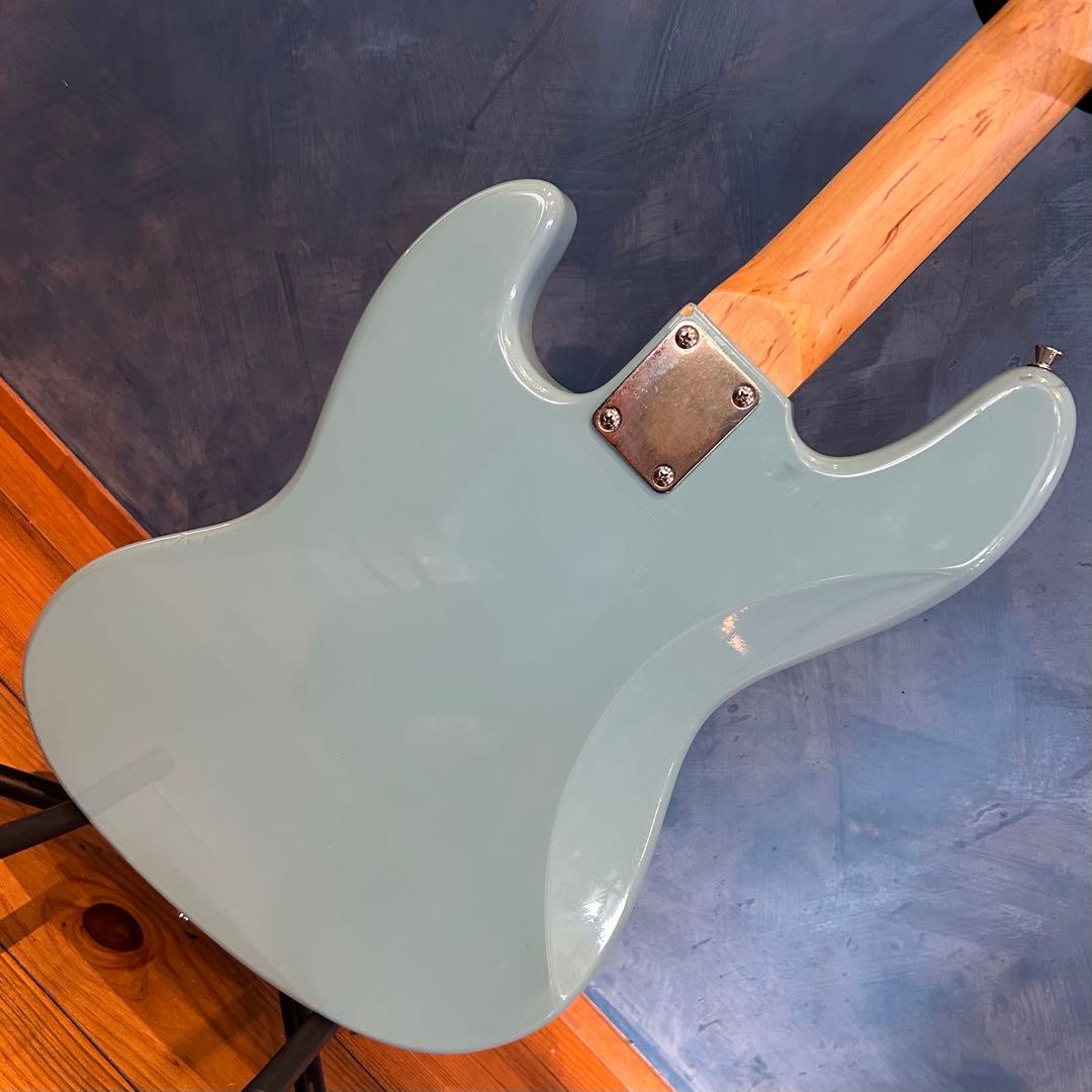 ジャズベースタイプ　かわいい水色　 リアピックアップハム化‼︎‼︎