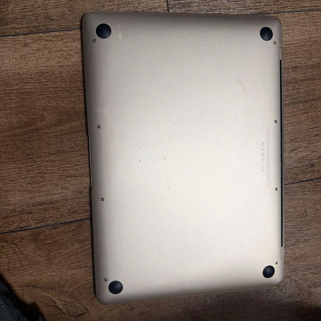 【早いも勝ち】MacBook 8G