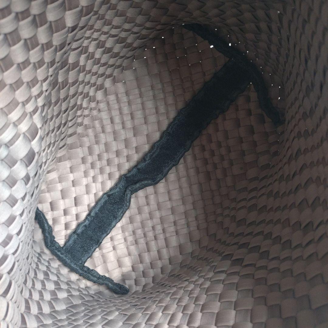 【新品 未使用】ベージュ軽量トートバッグ ポーチ付き セレクトショップで購入