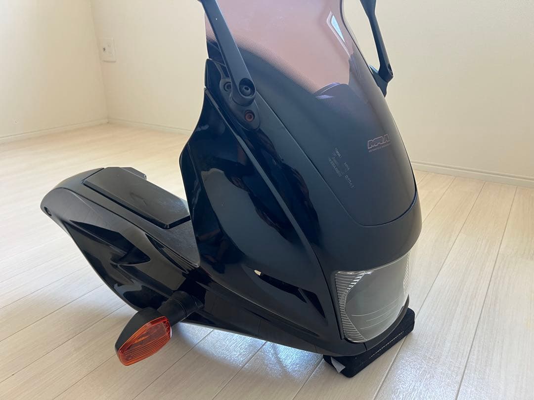 CB400SB アッパーカウル　ヘッドライト付き