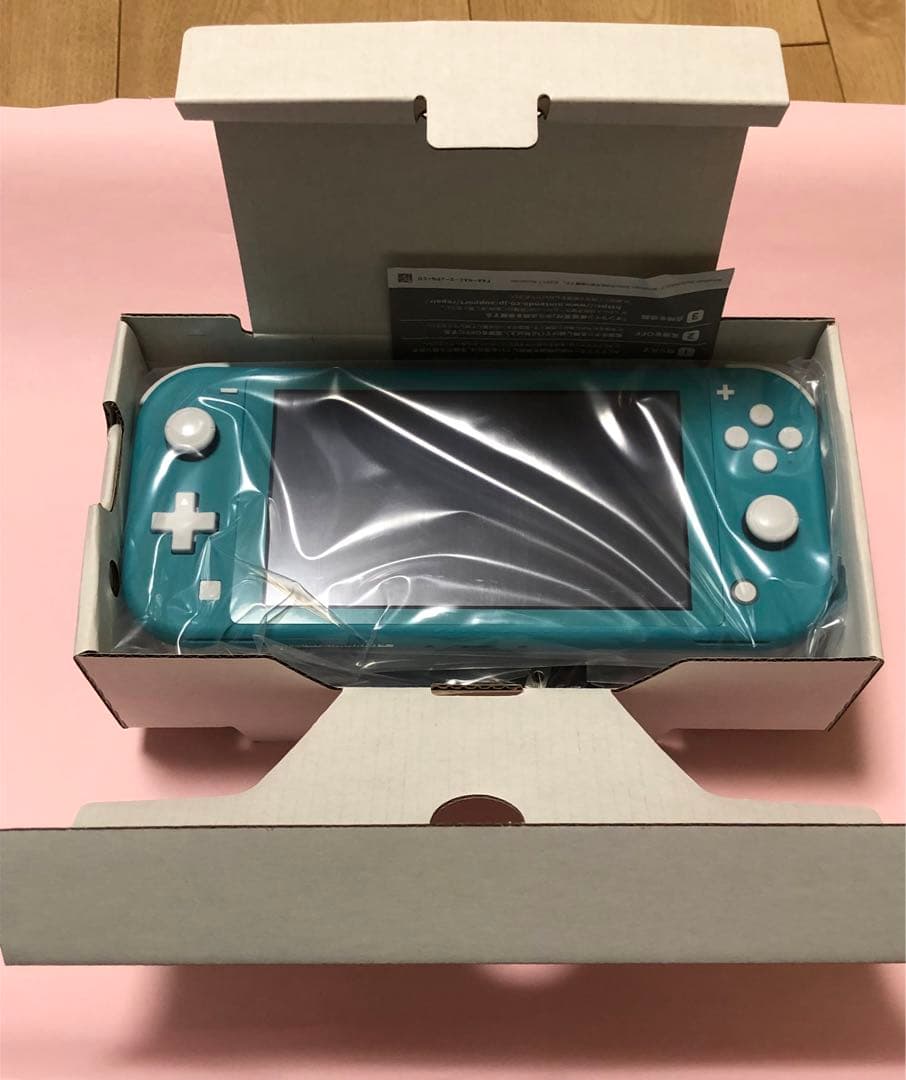 Nintendo Switch Lite 本体 + スリムハードポーチ