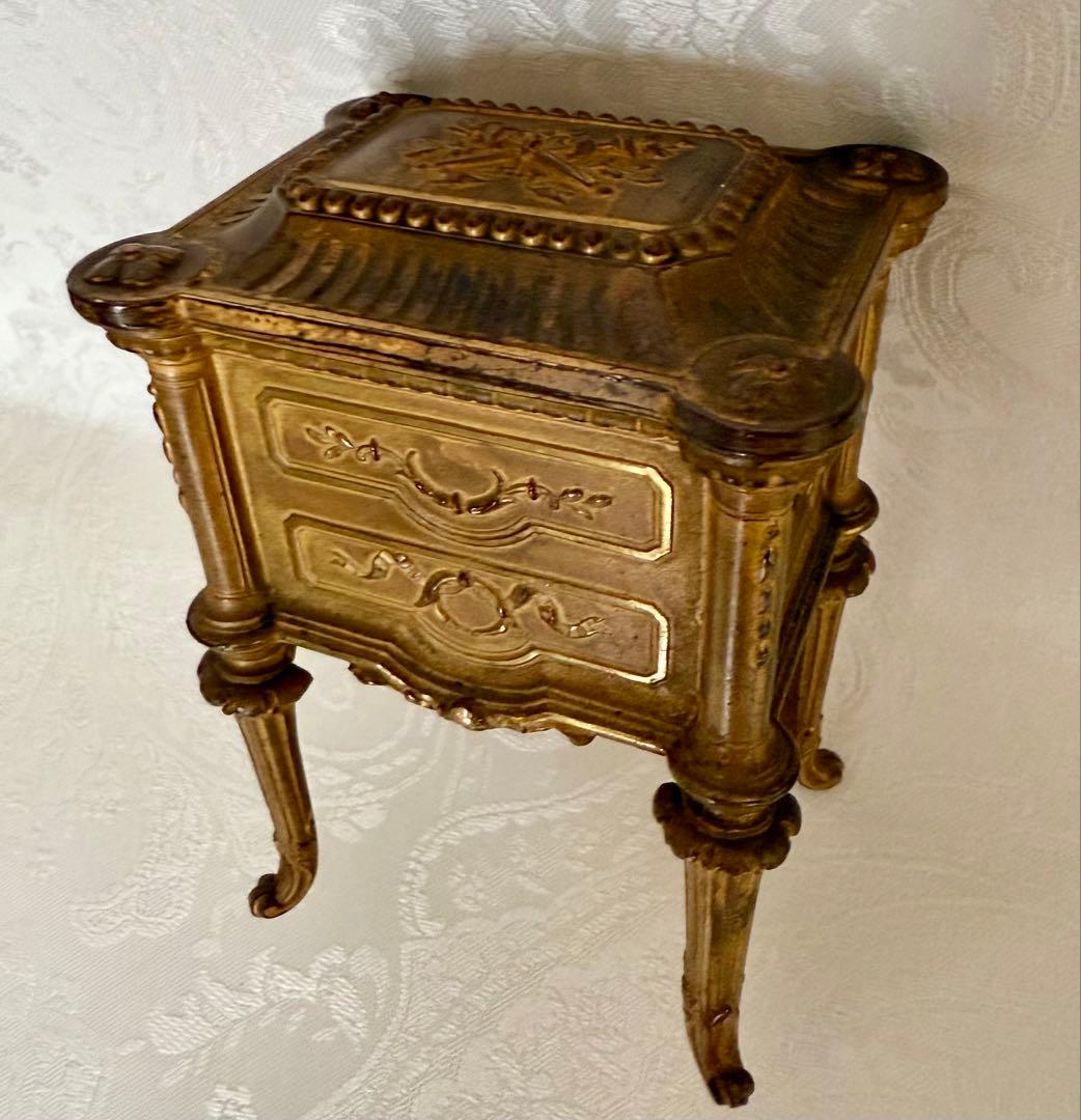 フランスアンティーク、ブロン ズジュエリーボックス、宝石箱 ドレッサー型