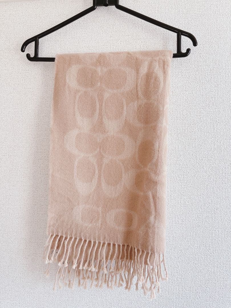 ❤️ほぼ未使用❤️レディース　コーチ　ストール　マフラー　ロゴ　正規品　coach