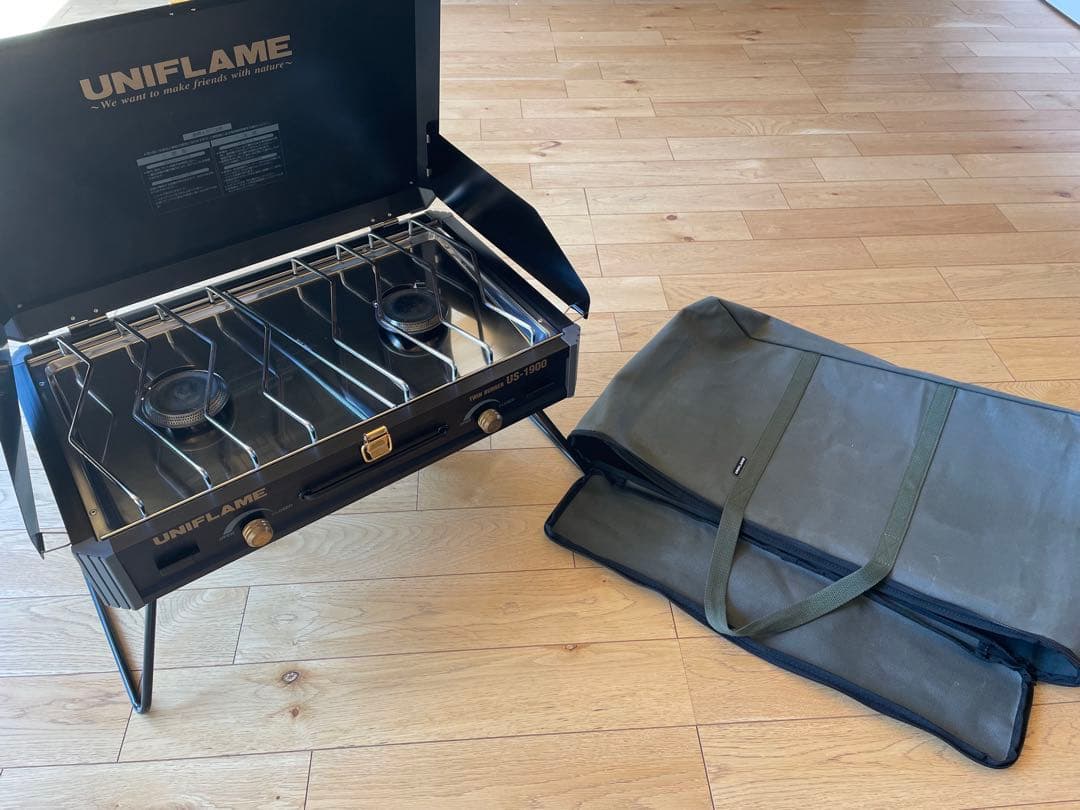 【バッグ付】UNIFLAME　ツインバーナー　US-1900　ブラック&ゴールド