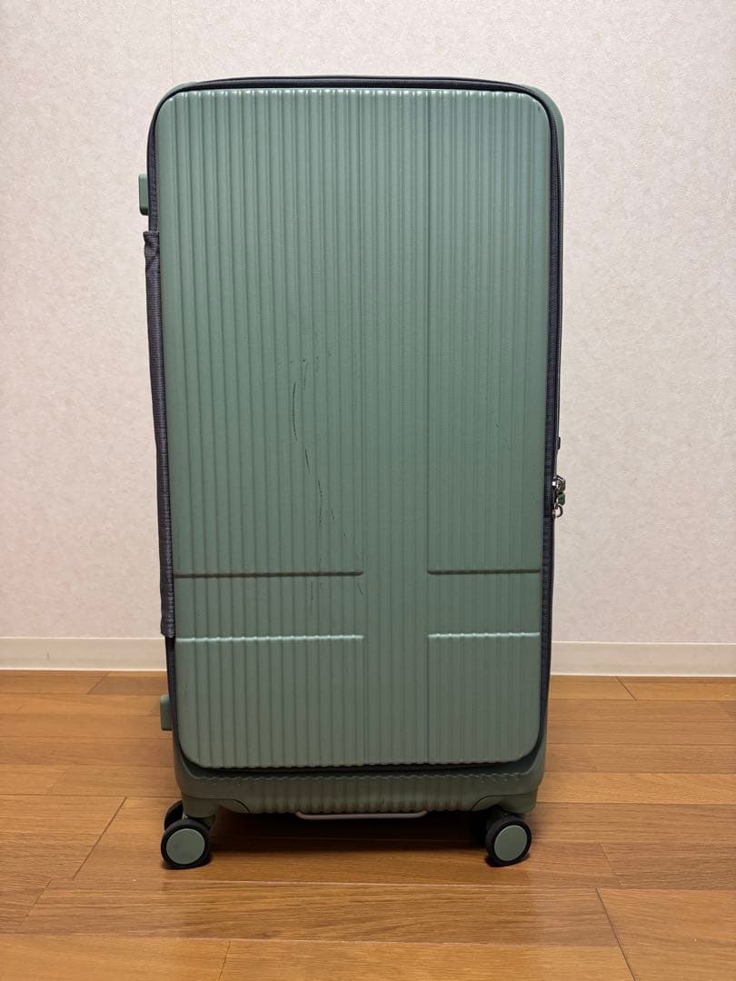 [イノベーター] スーツケース ベーシック 5.2kg ペールグリーン