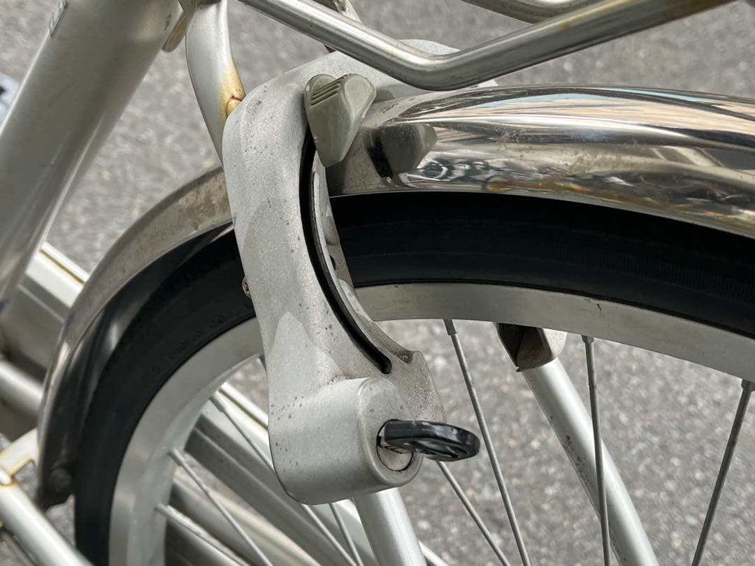 F*r様 〓中古LEDオートライト自転車★26インチ★シルバー★※注※配達地域限