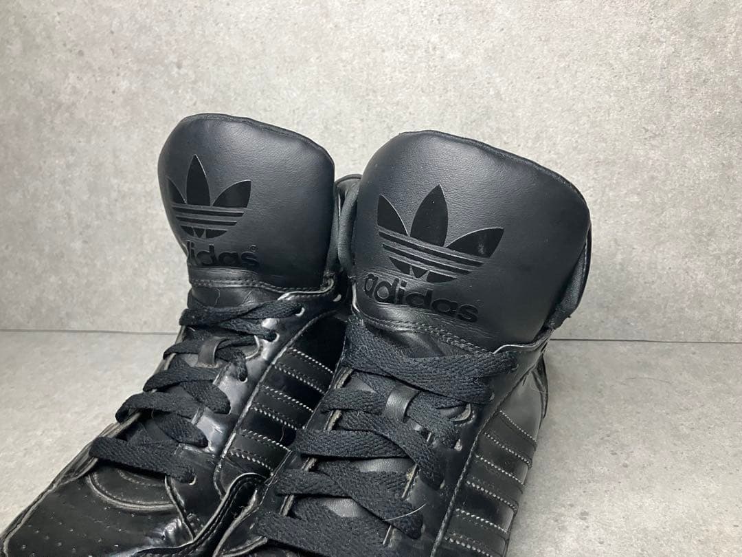アディダス adidas ハイカット　ビッグタン　ブラックレザー　オールブラック