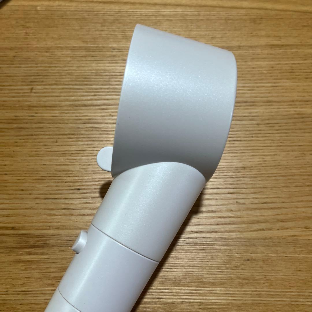 サロニア　シャワーヘッド ホワイト