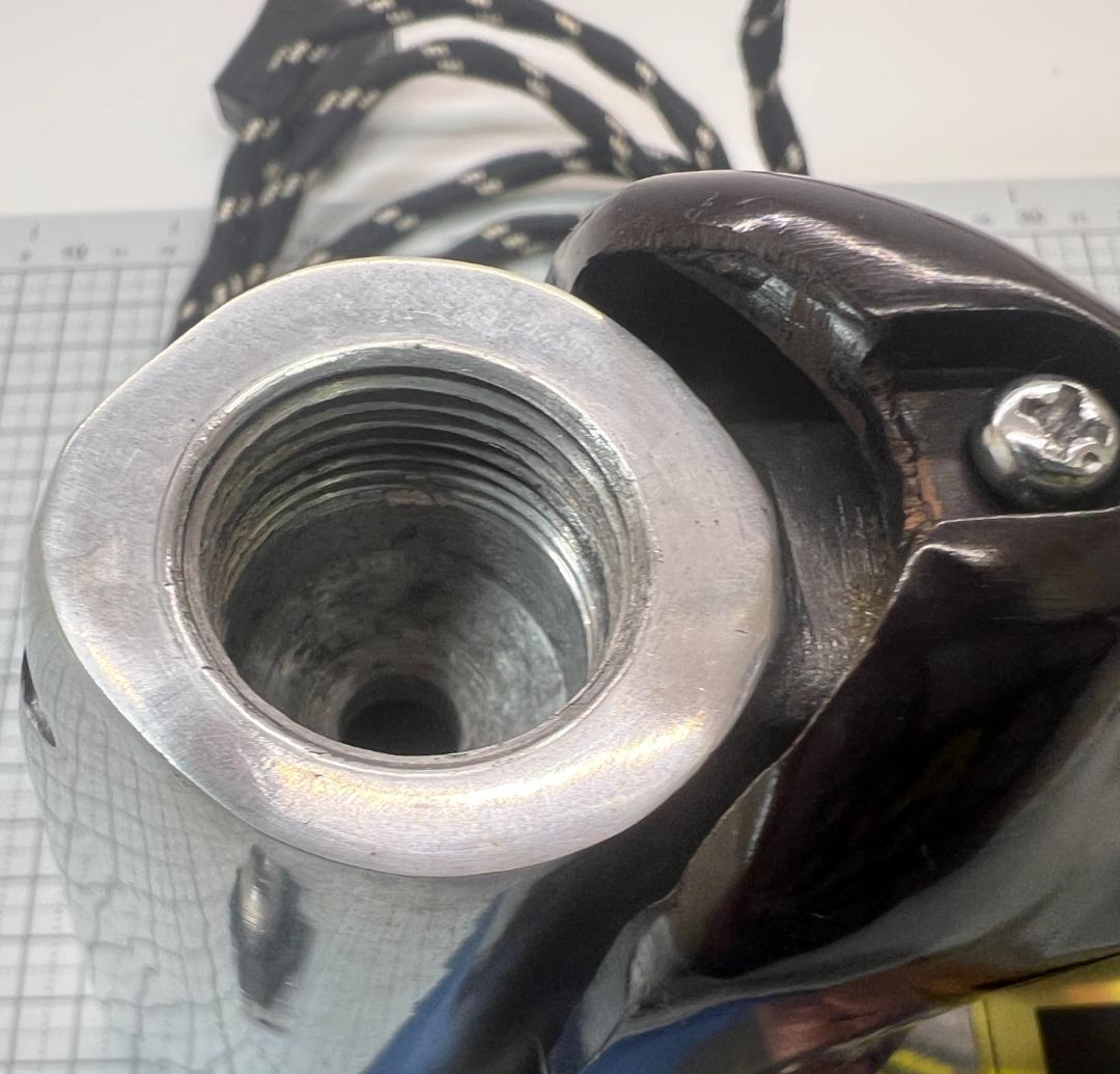 ニット専用スチームアイロン N-70 分散式 磯田電気製作所 手編み作品の仕上げ