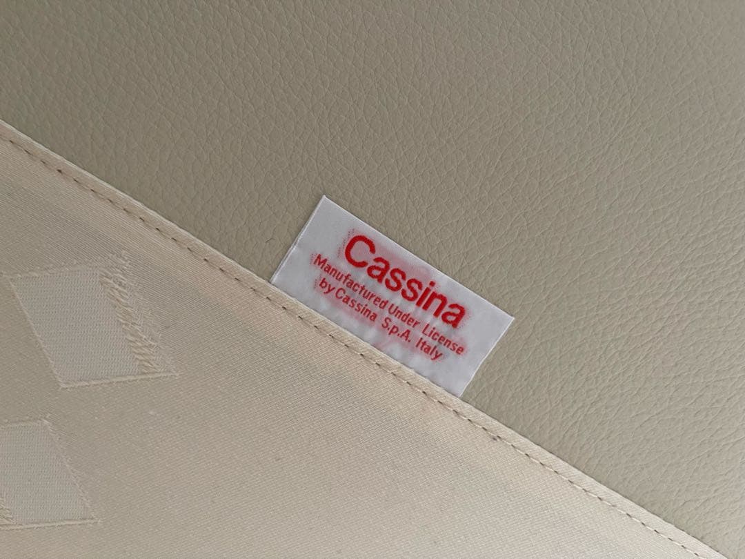 ballada　カッシーナ　ベッドフレーム