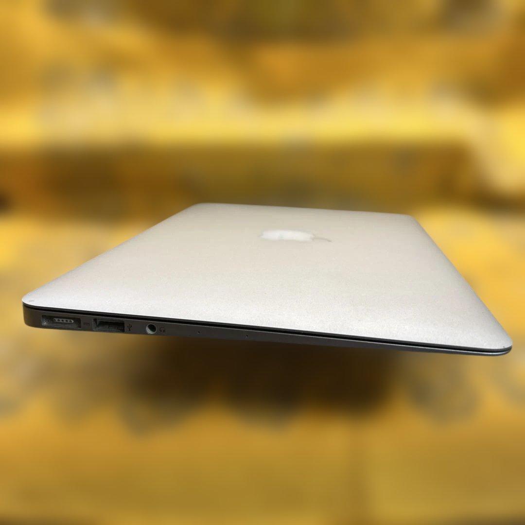 macbook air 11インチ(Mid2013)