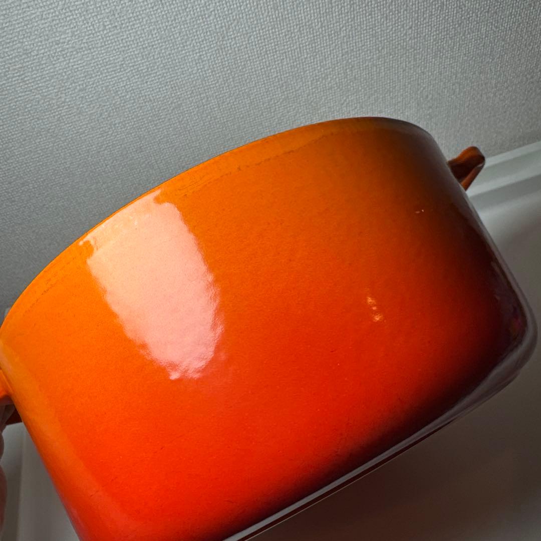 Le Creuset 鋳鉄製 両手鍋 オレンジ✨約24cm範囲内お値引きご相談⭕️
