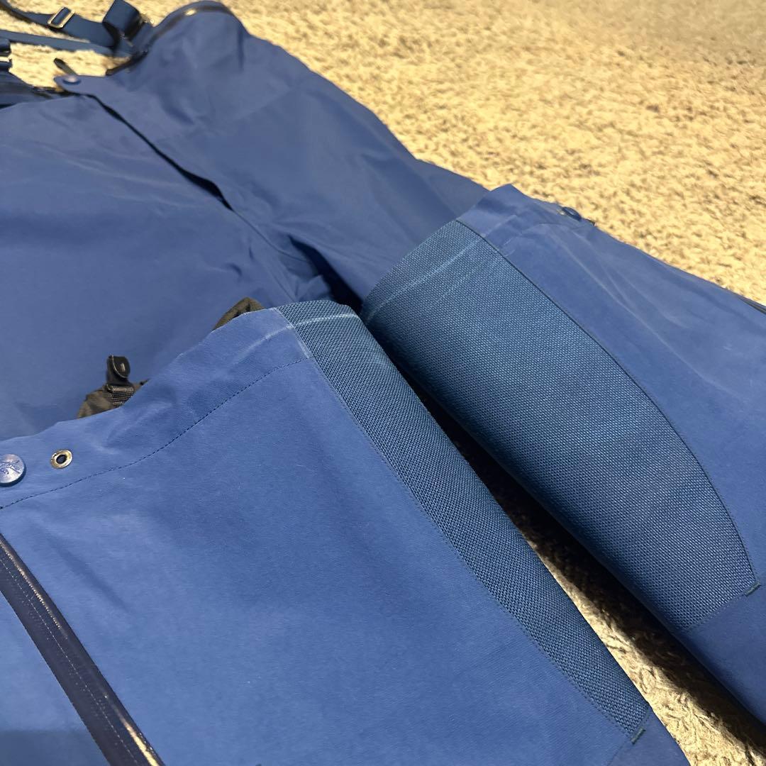 ARC'TERYX Beta SV Bibパンツ Sサイズ青 スキーウェア 美品