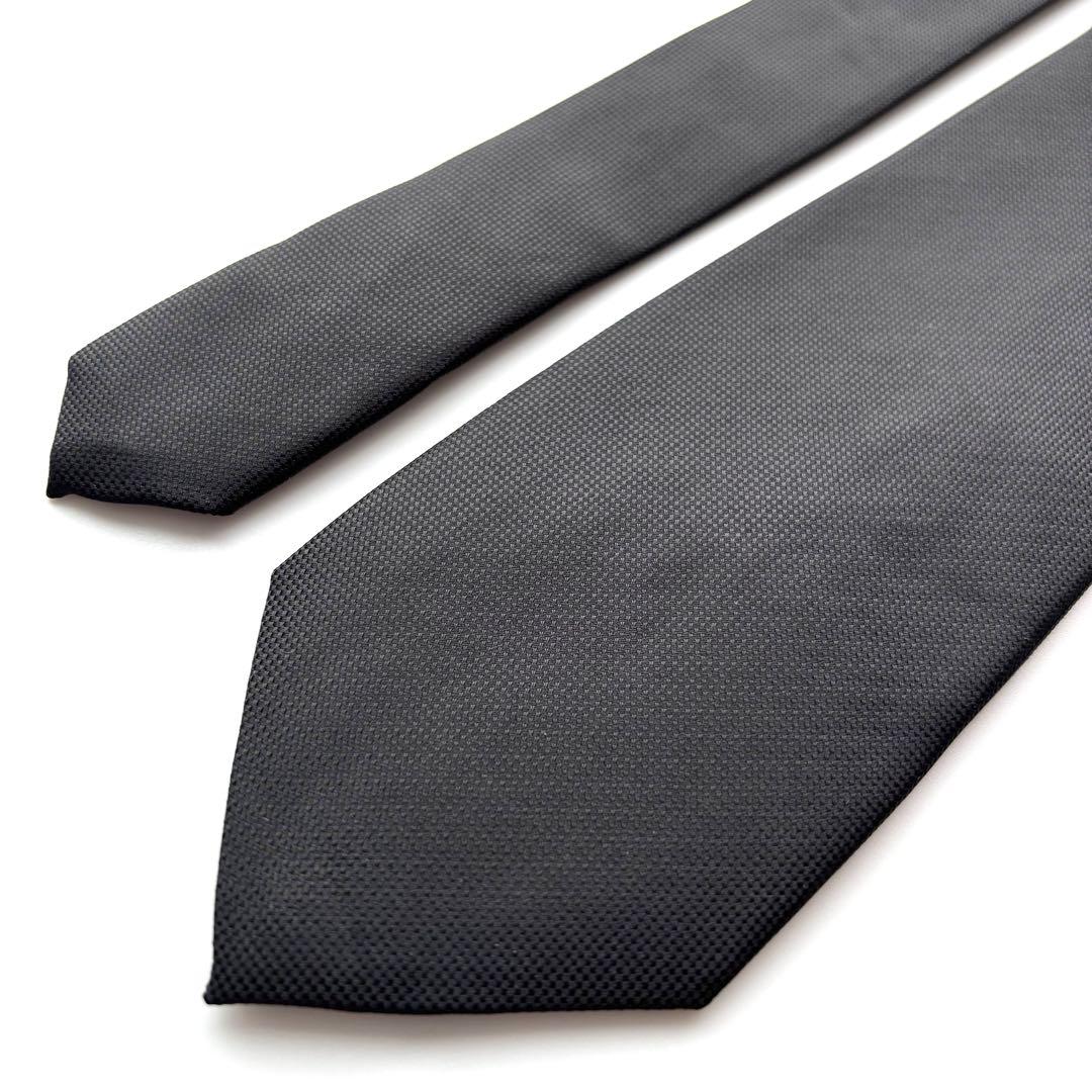 ꧁美品꧂ エルメネジルドゼニア ネクタイ 無地 ソリッドタイ ブラック 光沢