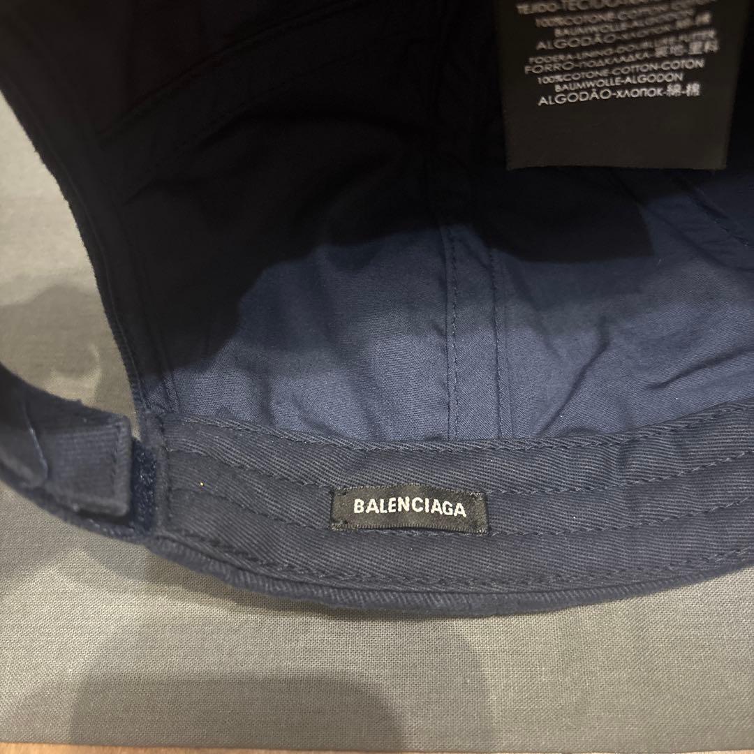 BALENCIAGA ベースボールキャップ ネイビー